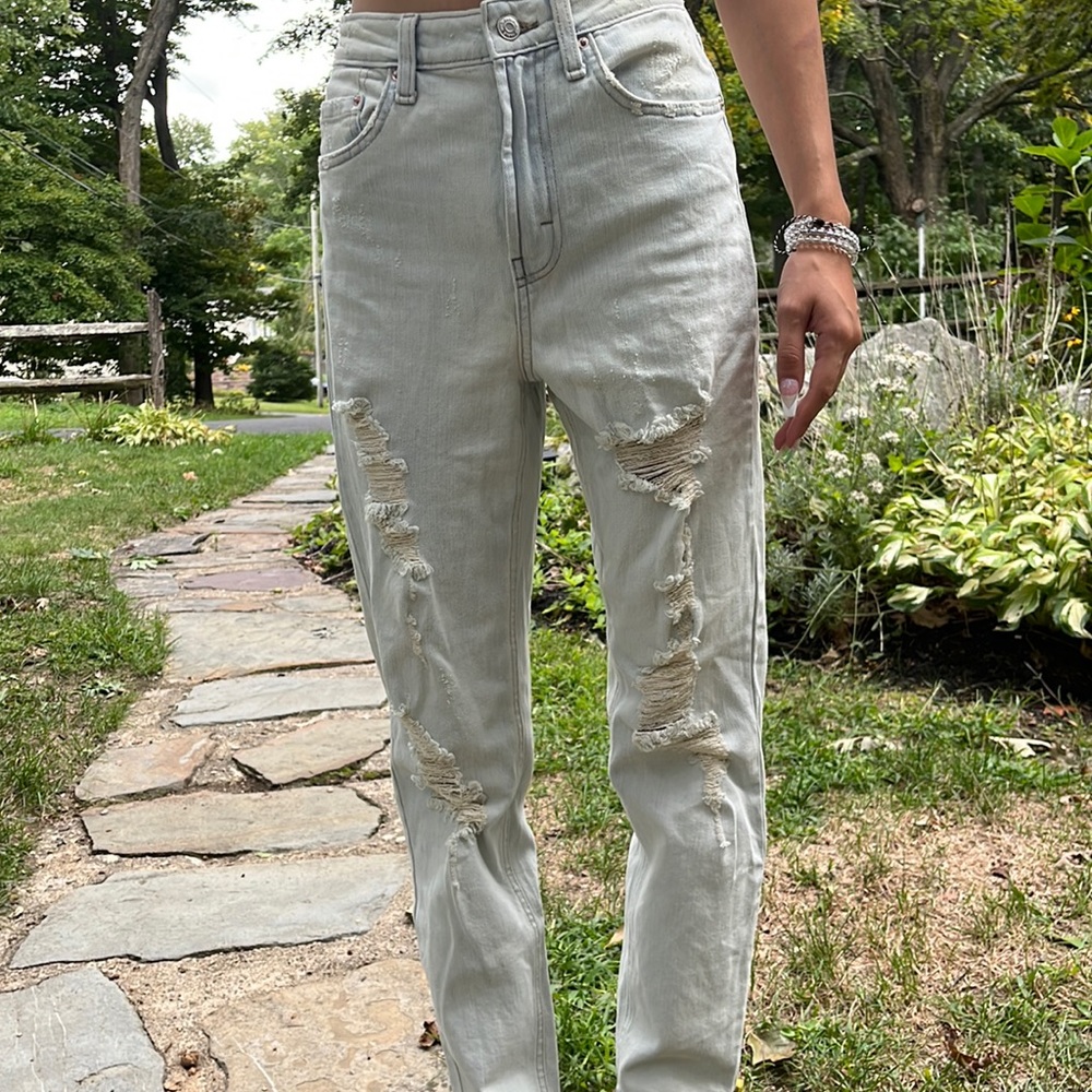 Wild Fable ~Size 2~ Highest Rise Mom Jeans (thrifted)